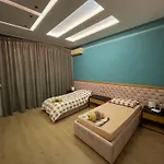 Lux Lägenhet Tirana