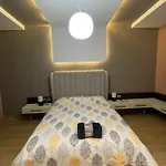 Lux Lägenhet Tirana